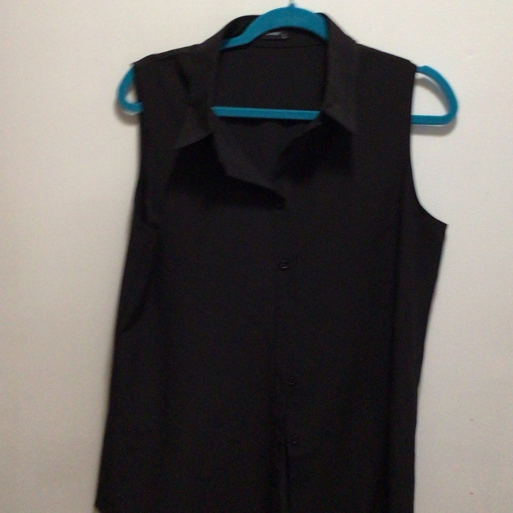 Classic Black Sleeveless Women's Top